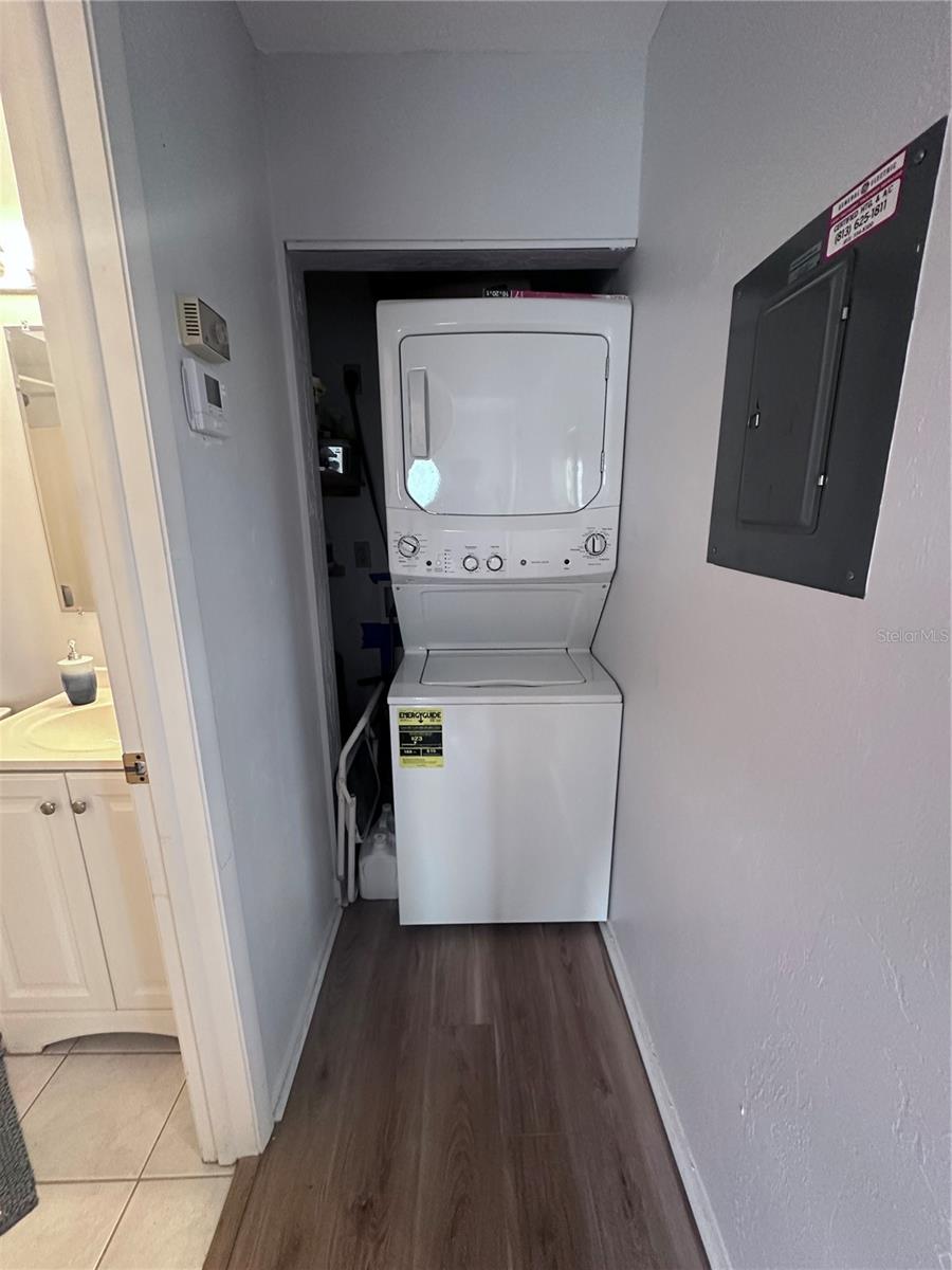 Image 37 of 40 For 25225 Rampart Boulevard 105