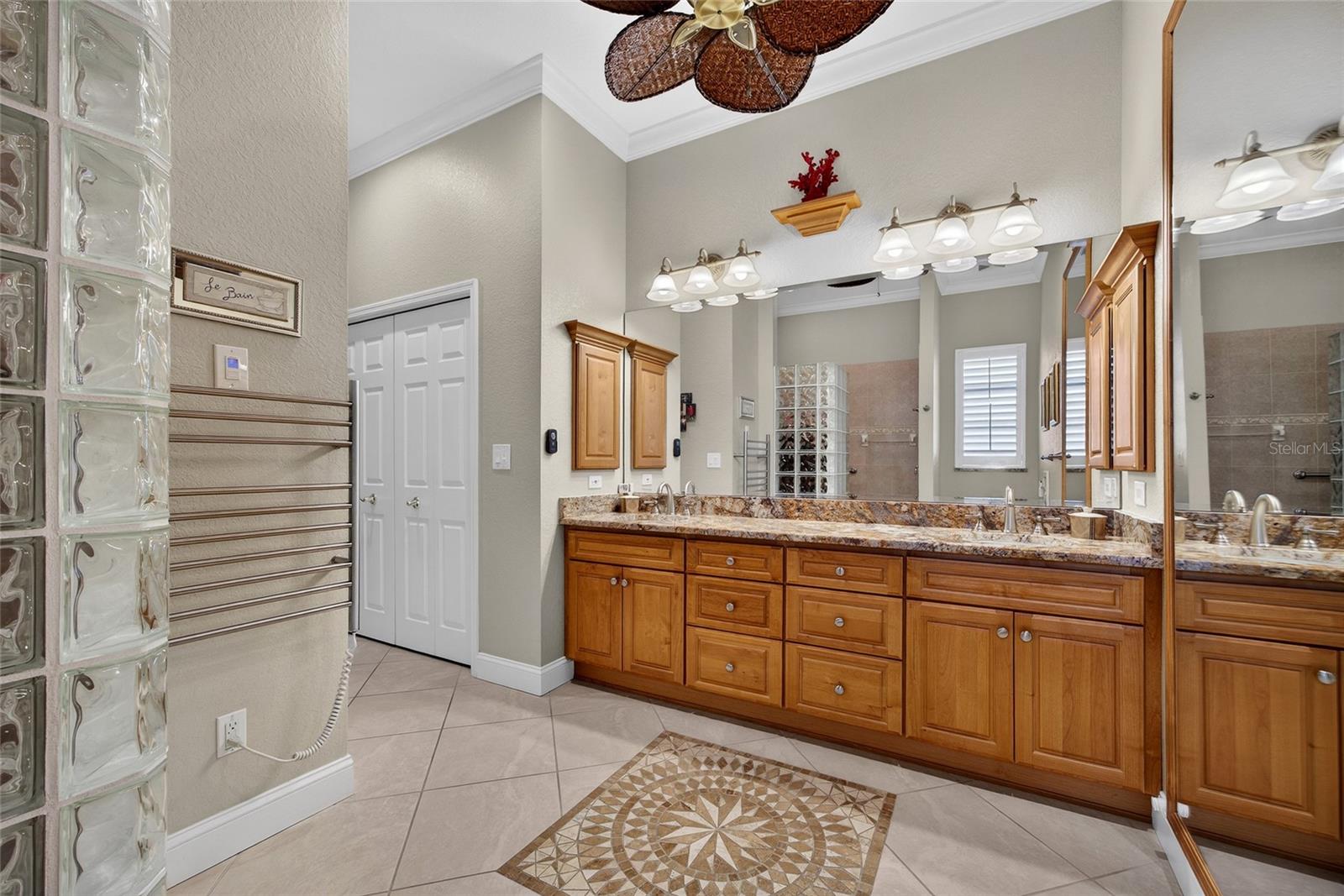 Image 21 of 39 For 3205 Purple Martin Drive 8