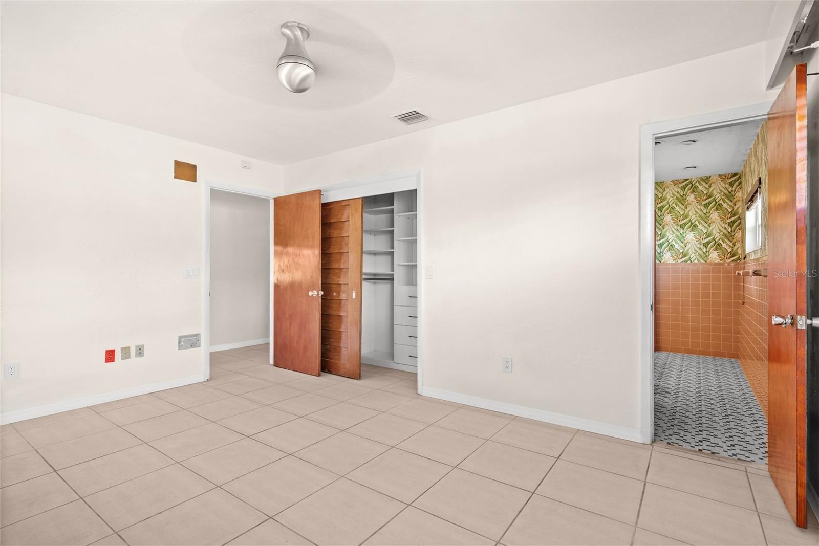 Image 12 of 25 For 801 Pinellas Point Drive S