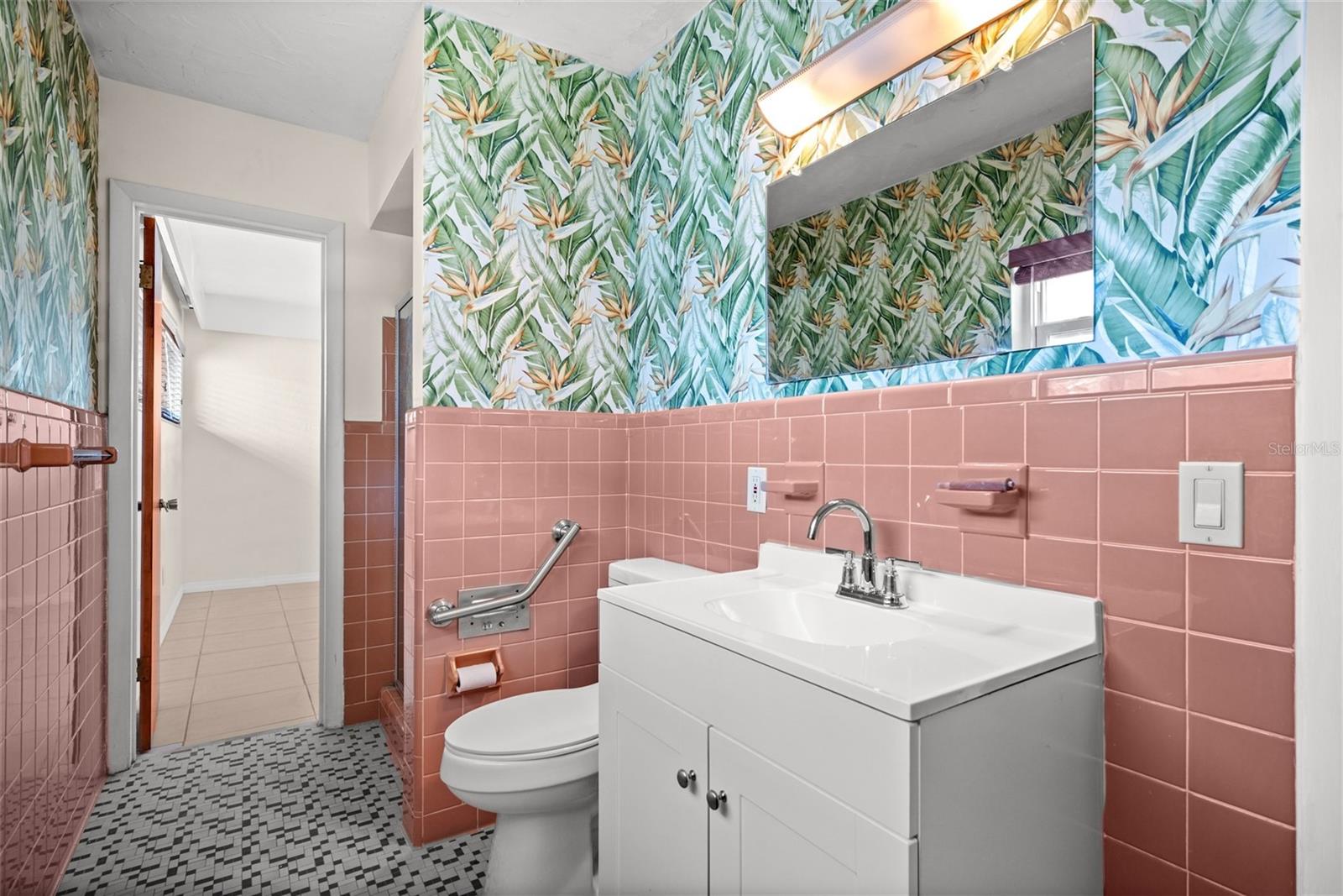 Image 14 of 25 For 801 Pinellas Point Drive S