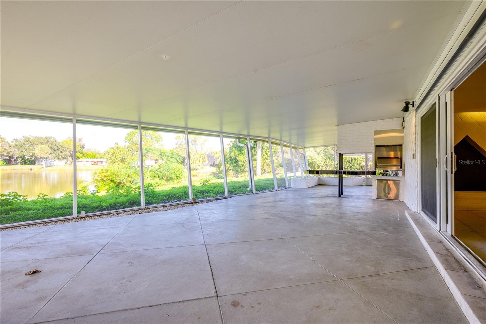 Image 22 of 25 For 801 Pinellas Point Drive S