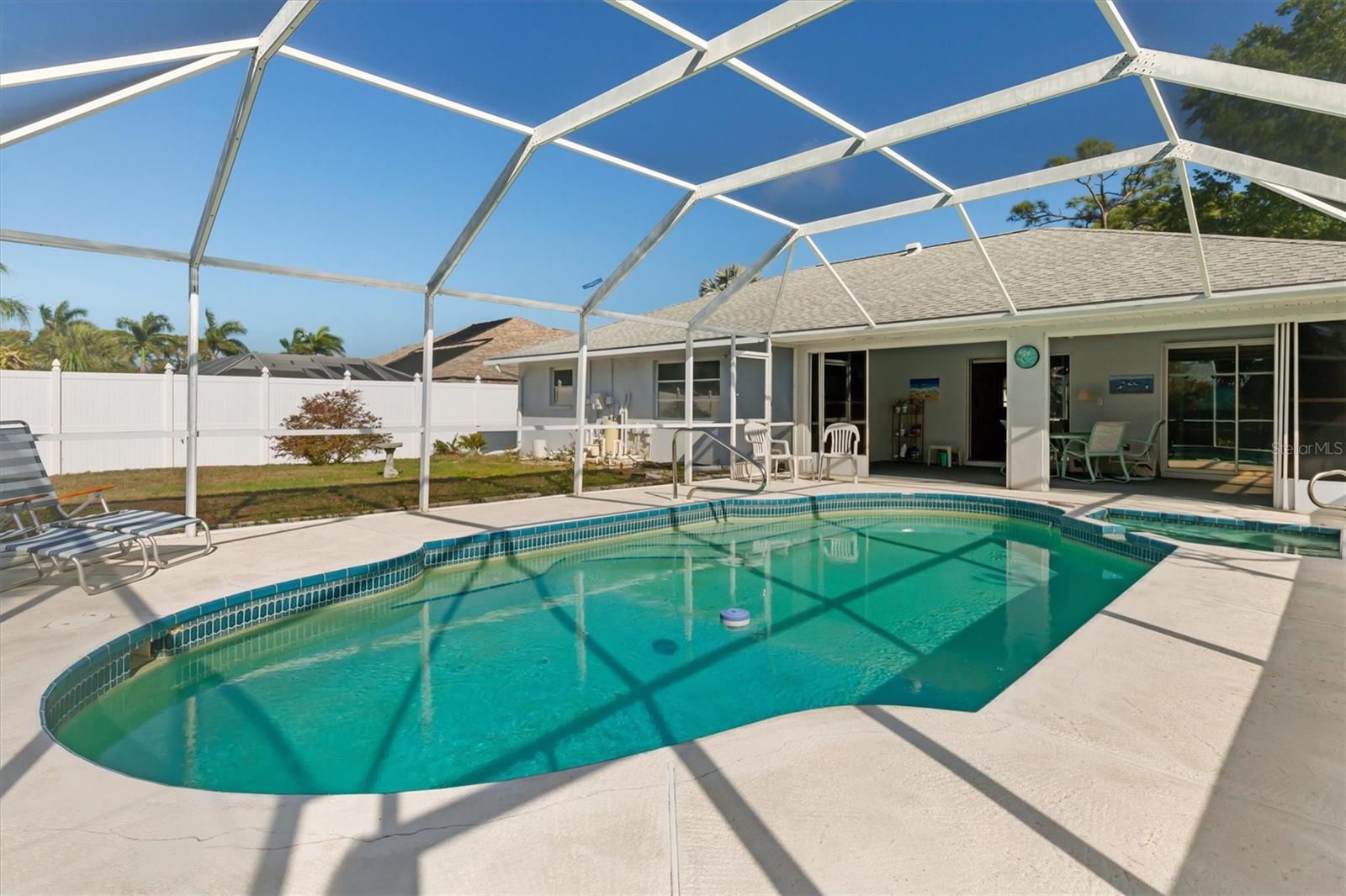 Image 8 of 51 For 921 Ohio Avenue