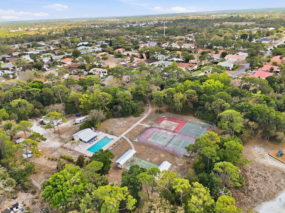 Image 21 of 31 For 26920 Spanish Gardens Drive