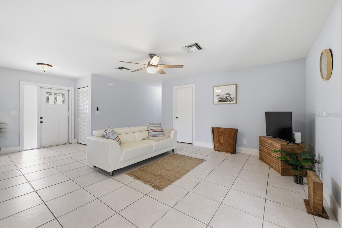 Image 5 of 31 For 26920 Spanish Gardens Drive