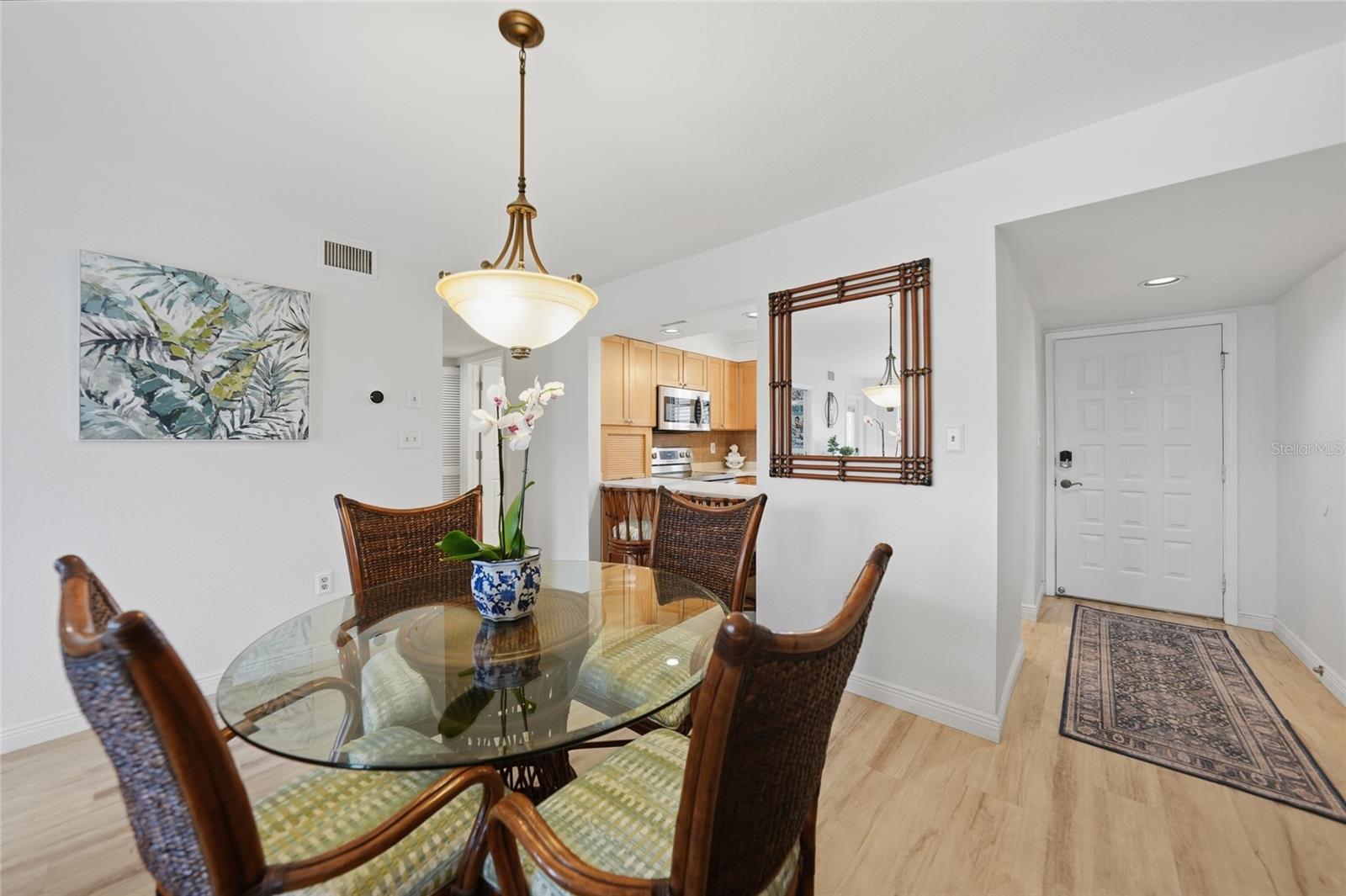 Image 10 of 100 For 208 Lewis Circle A1