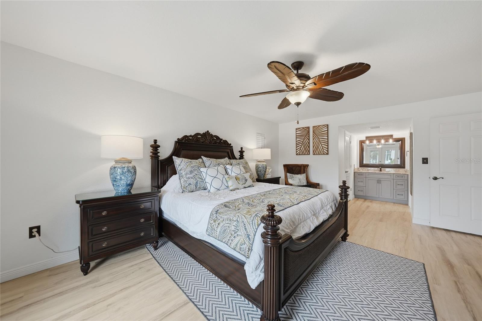 Image 18 of 100 For 208 Lewis Circle A1