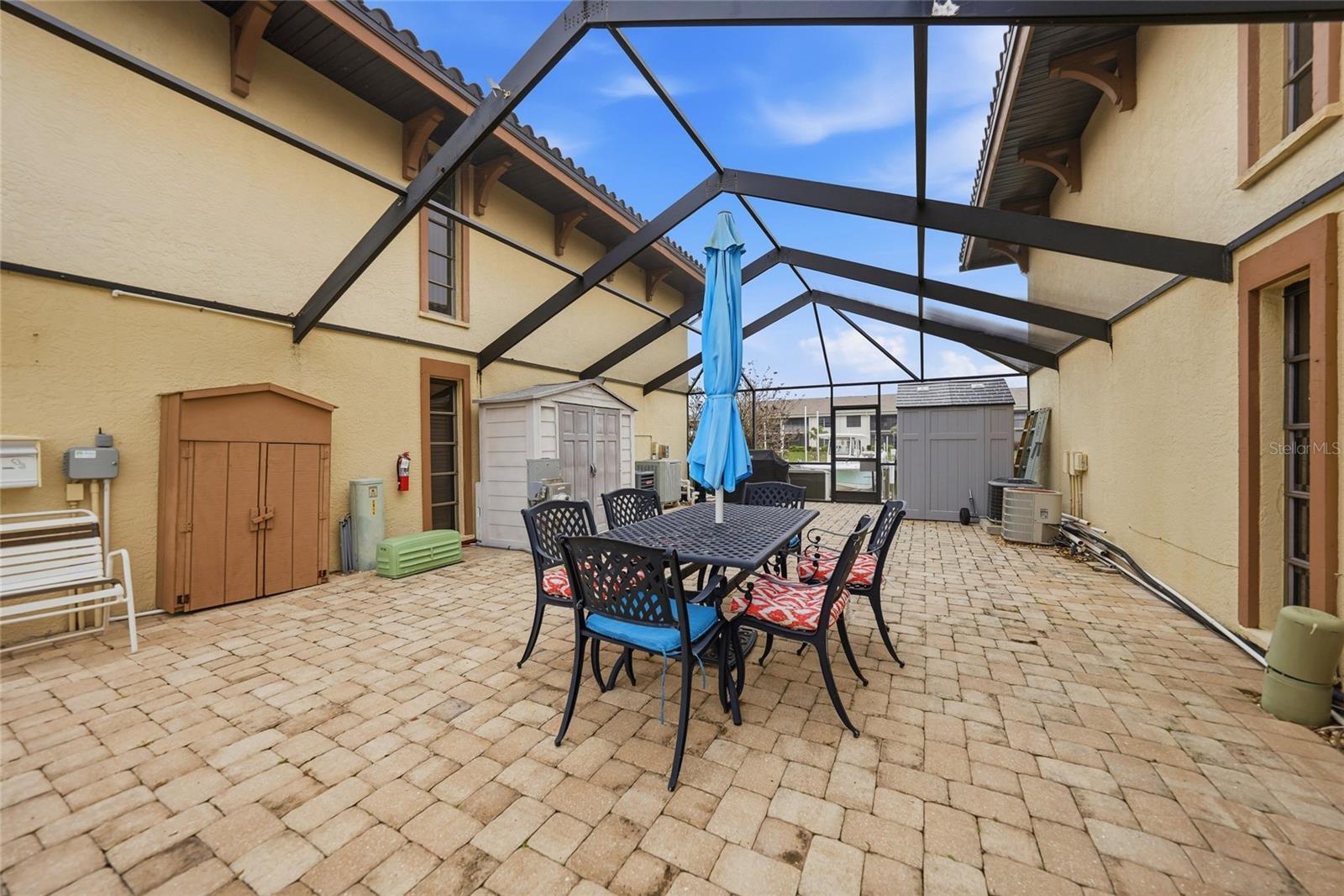 Image 34 of 100 For 208 Lewis Circle A1