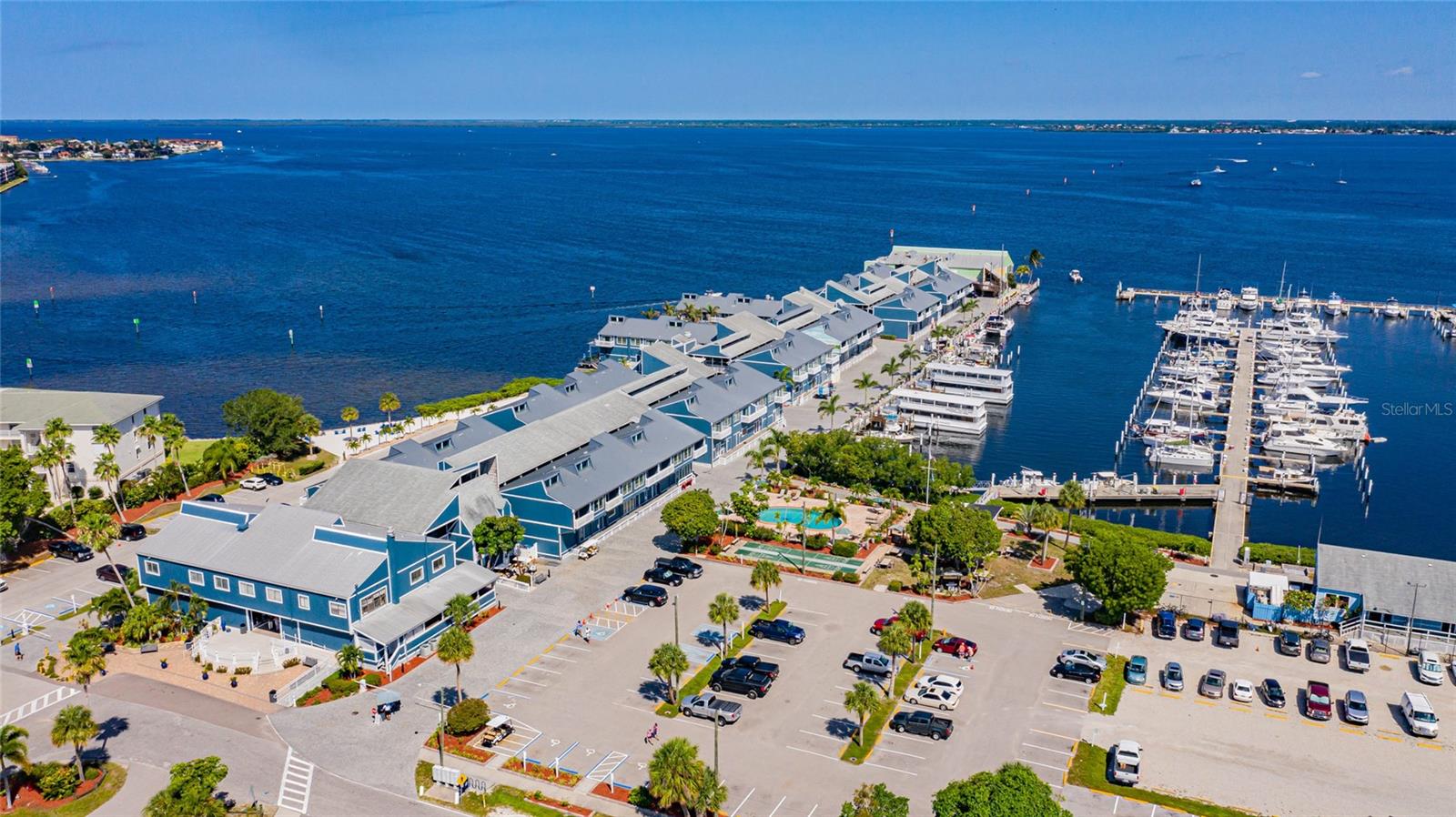 Image 61 of 100 For 208 Lewis Circle A1