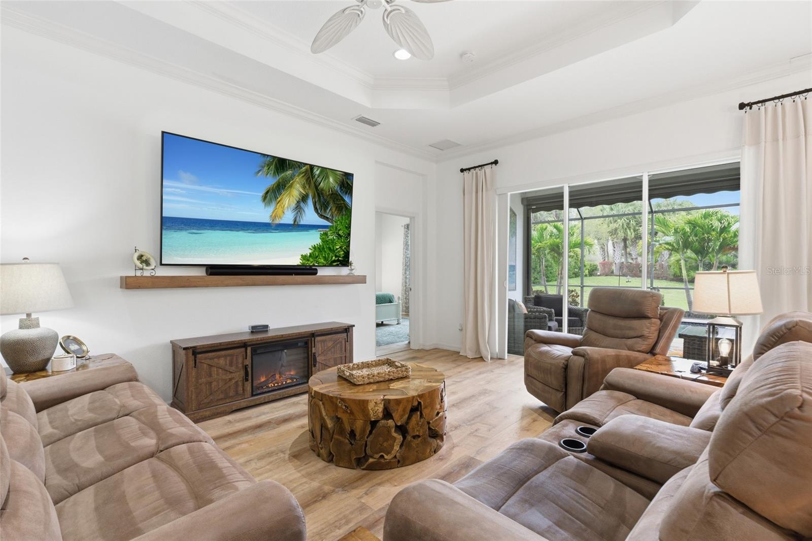 Image 10 of 87 For 10760 Trophy Drive