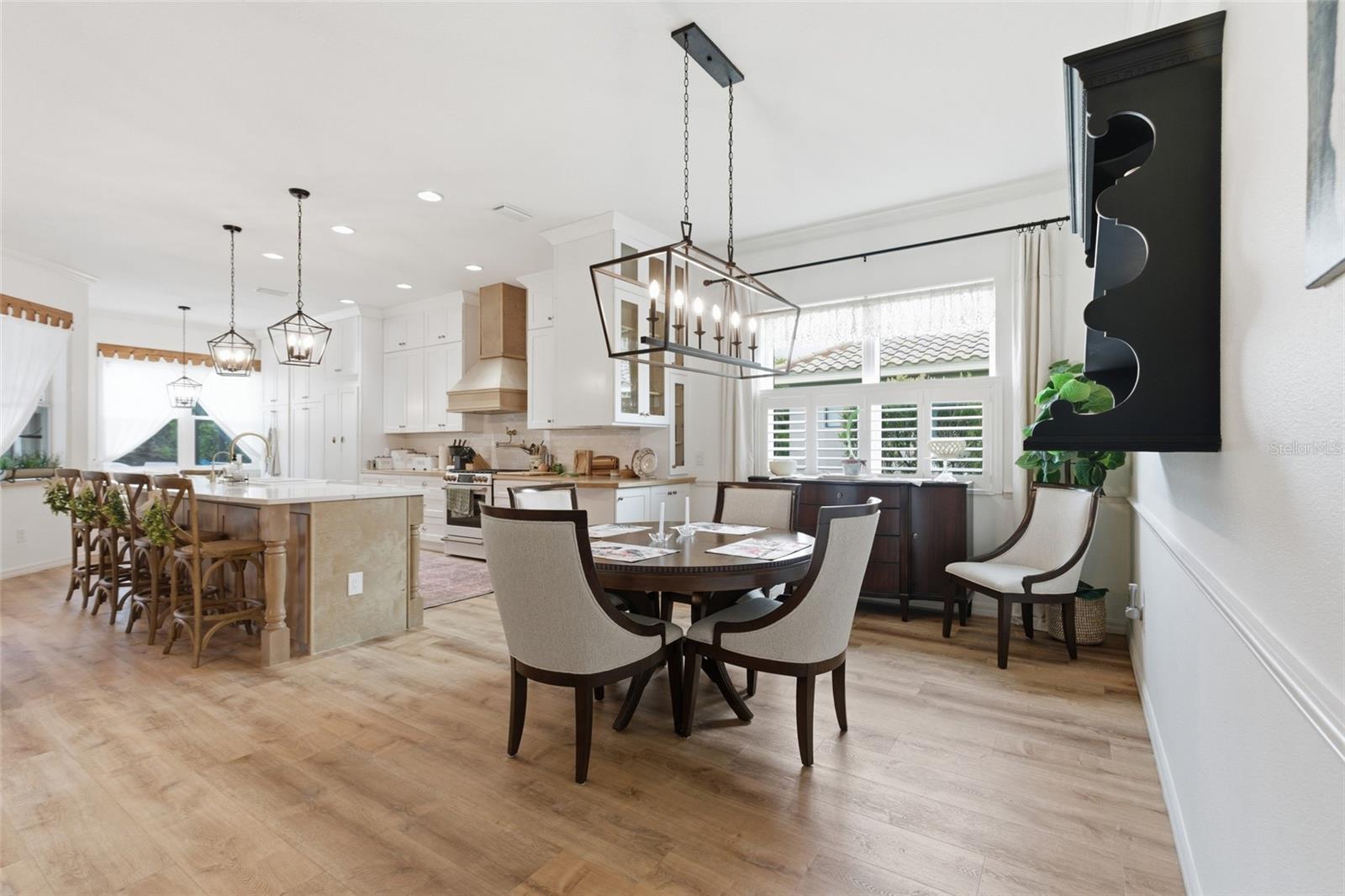 Image 27 of 87 For 10760 Trophy Drive