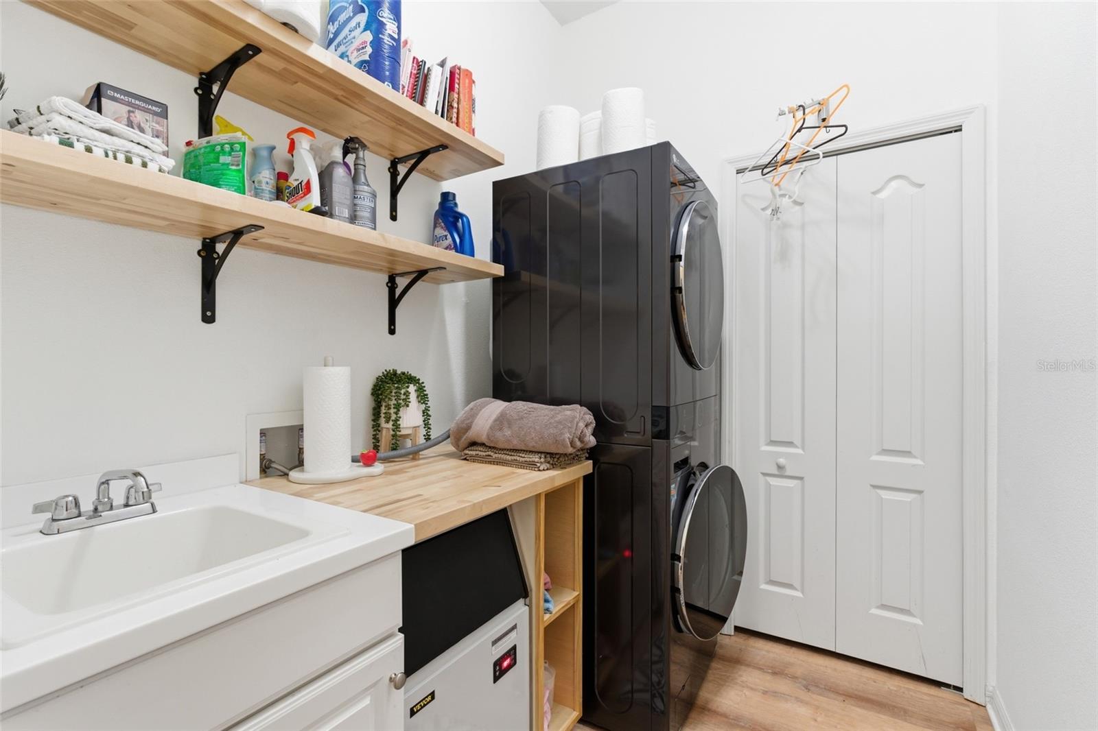 Image 44 of 87 For 10760 Trophy Drive