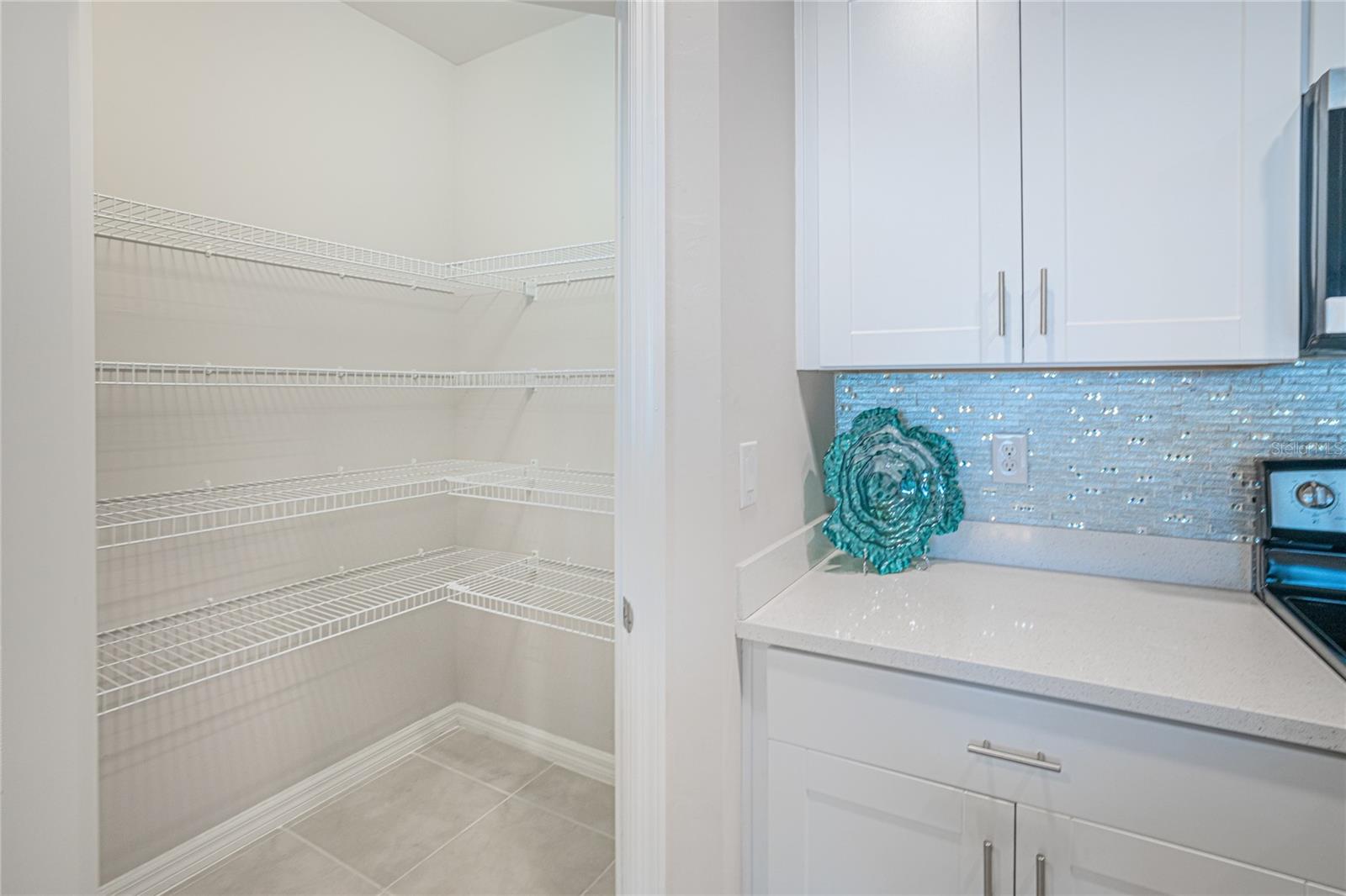 Image 10 of 62 For 25365 Lenox Circle