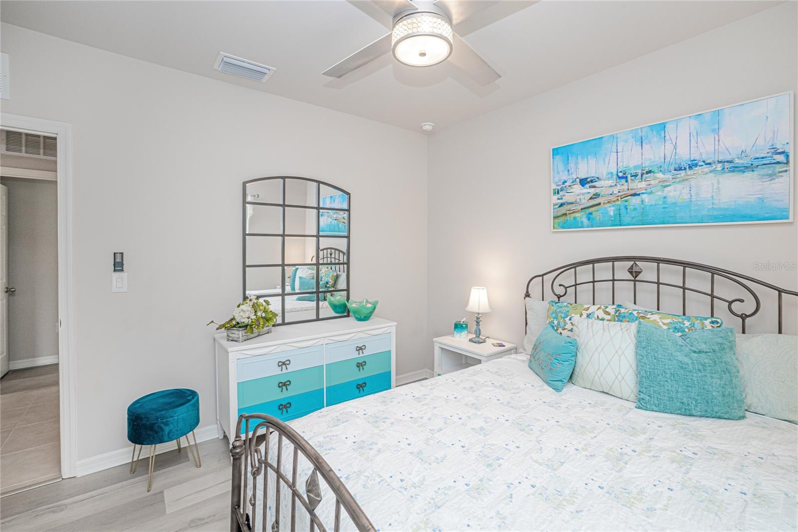 Image 24 of 62 For 25365 Lenox Circle