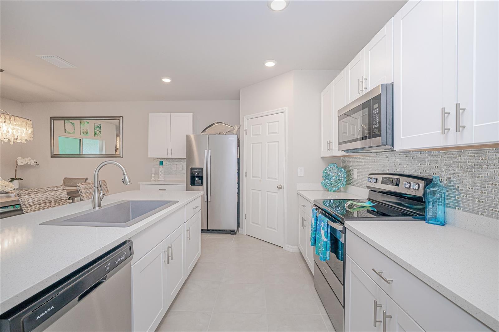 Image 8 of 62 For 25365 Lenox Circle