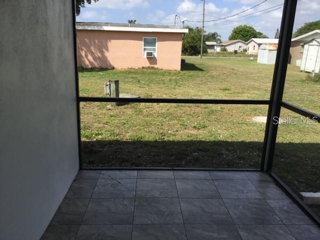 Image 7 of 10 For 27272 Sunnybrook Road