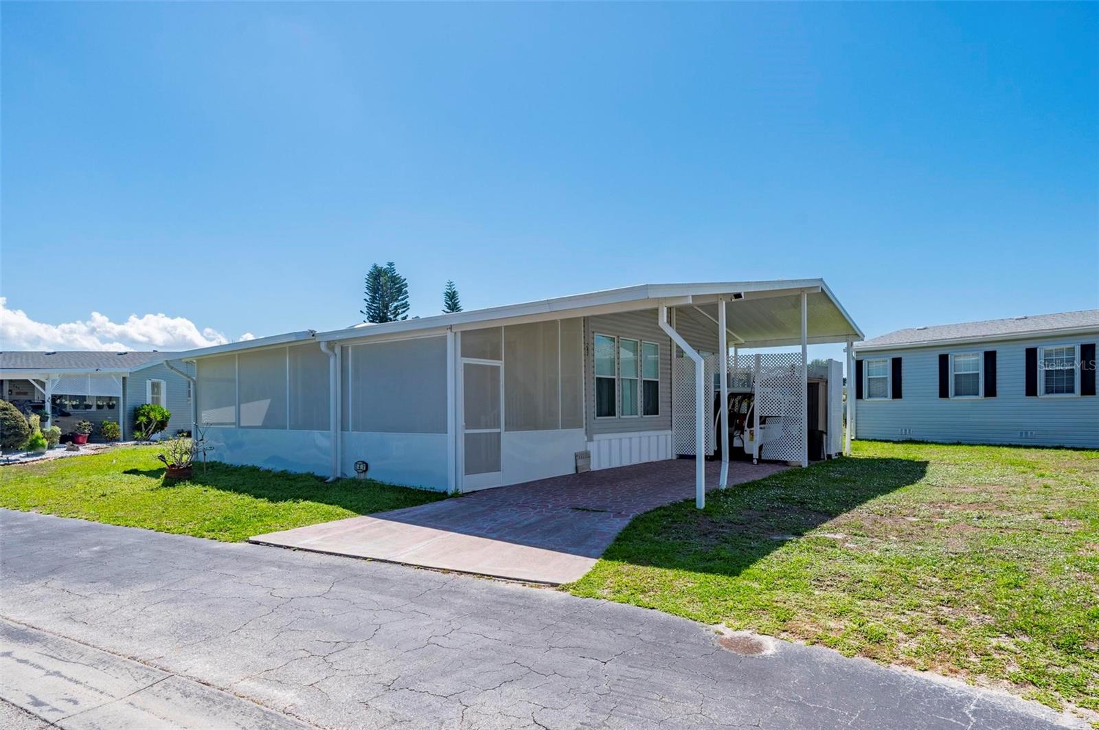 Image 33 of 68 For 1000 Kings Highway 247