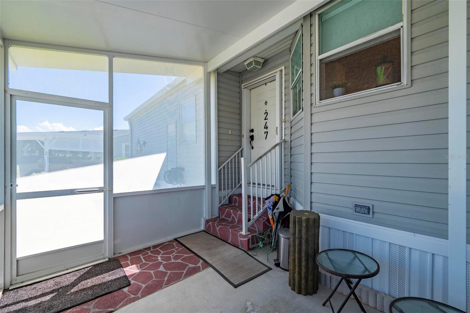 Image 37 of 68 For 1000 Kings Highway 247