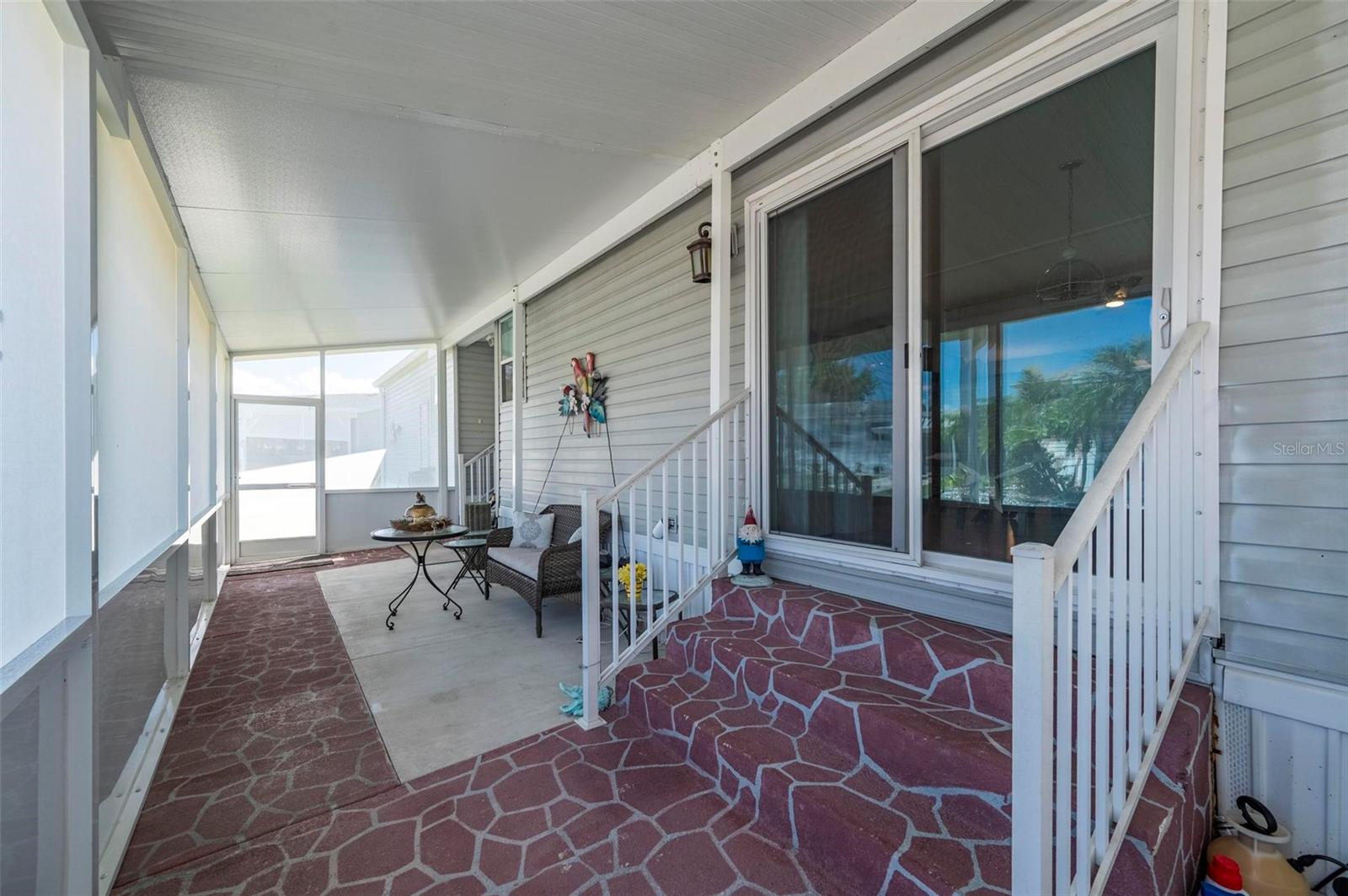 Image 38 of 68 For 1000 Kings Highway 247