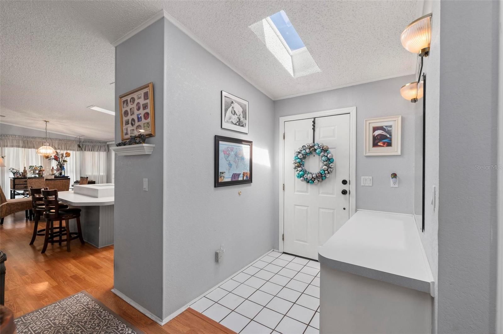 Image 6 of 68 For 1000 Kings Highway 247