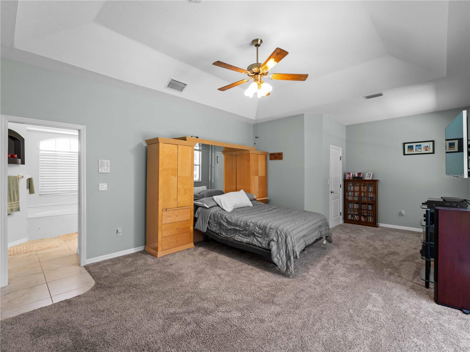 Image 17 of 46 For 2288 Prague Lane