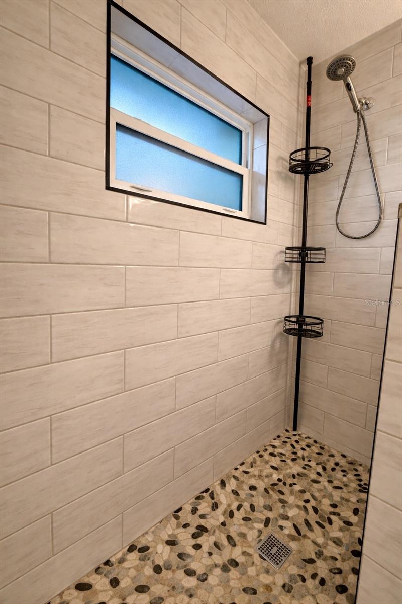 Image 13 of 17 For 5223 Kingsman Avenue