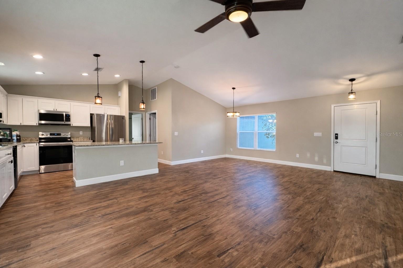 Image 4 of 17 For 5223 Kingsman Avenue