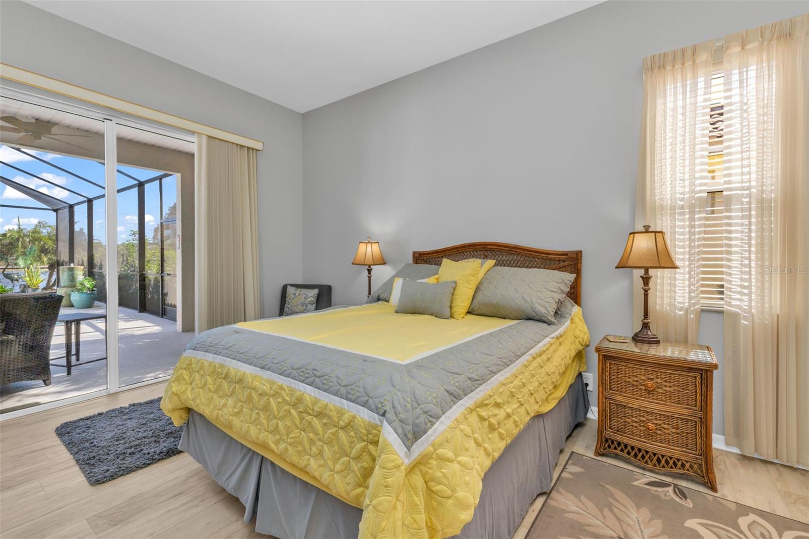 Image 10 of 73 For 1989 Coconut Palm Circle