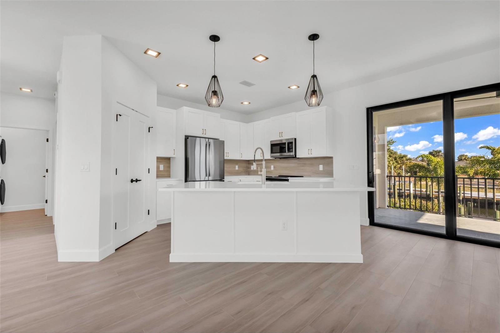 Image 11 of 41 For 18514 Ashcroft Circle