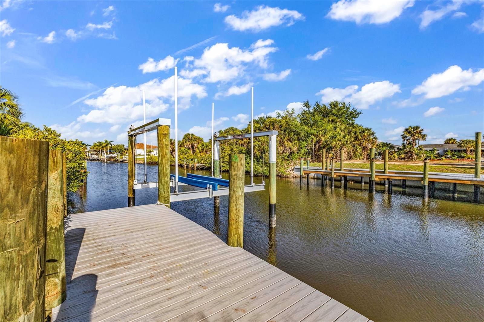 Image 29 of 41 For 18514 Ashcroft Circle