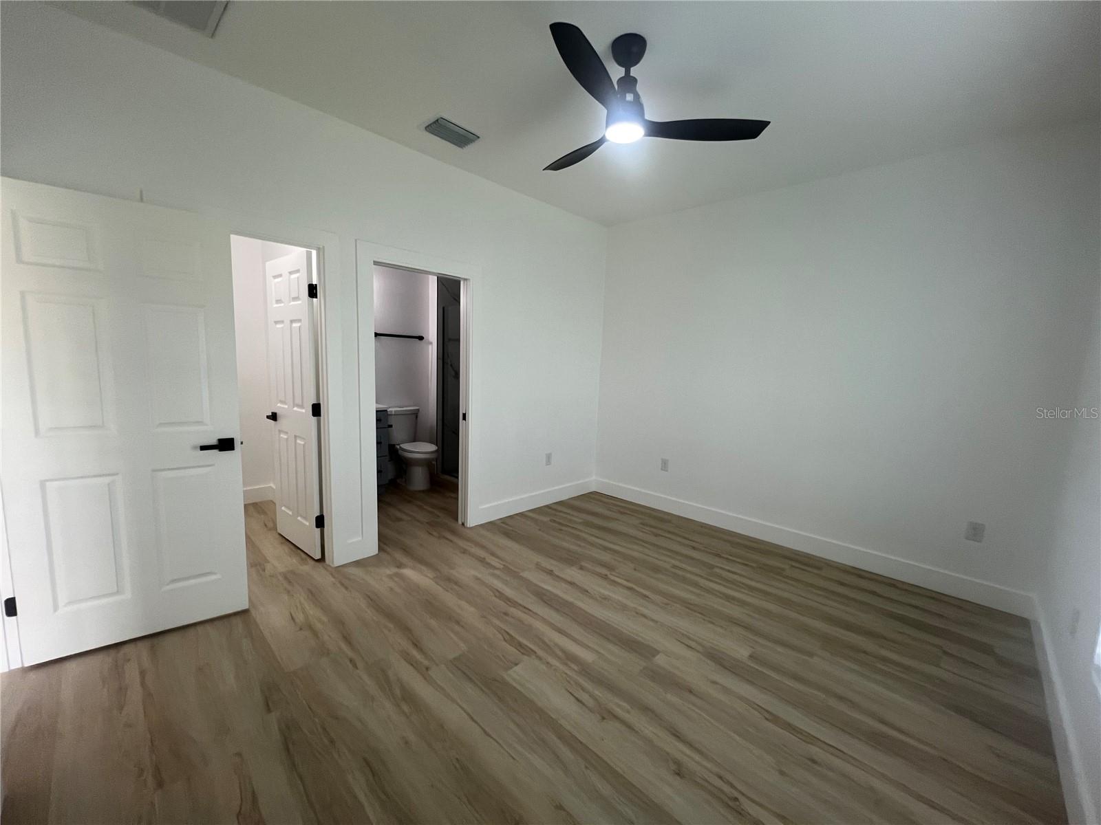 Image 11 of 31 For 8249 Dimstead Street