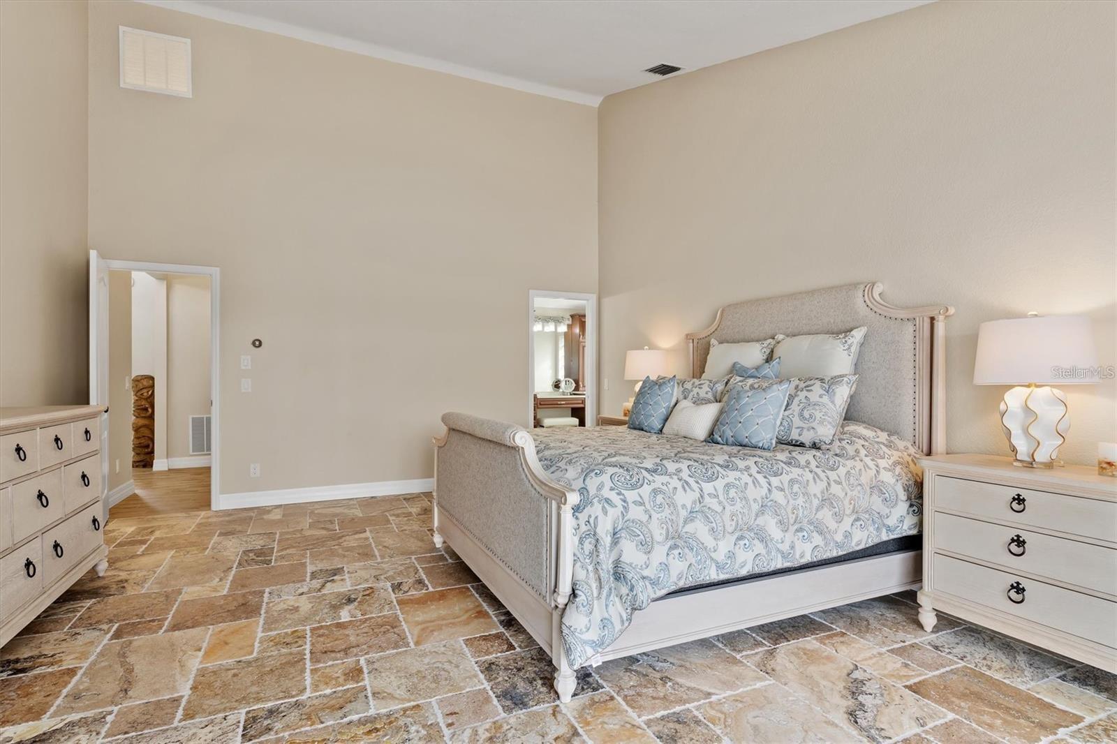 Image 16 of 58 For 1701 Casey Key Drive