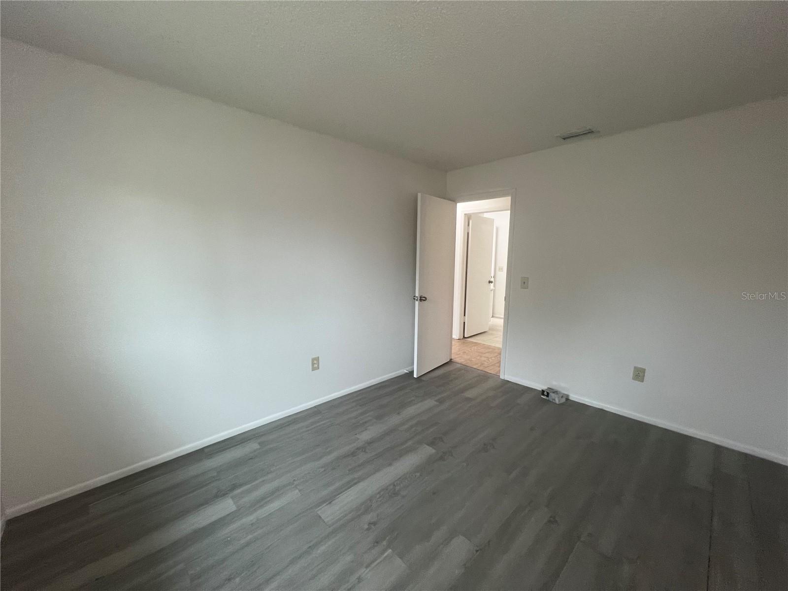 Image 10 of 28 For 3703 Suburban Lane