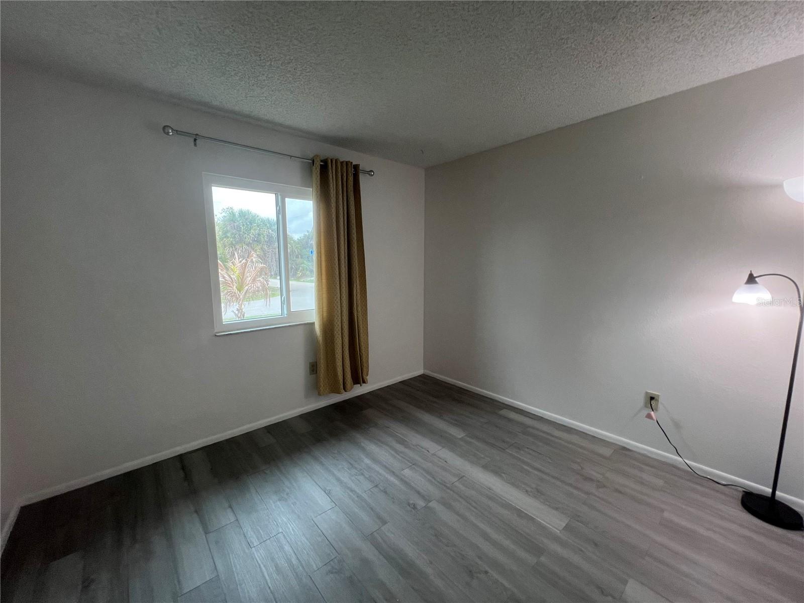 Image 14 of 28 For 3703 Suburban Lane