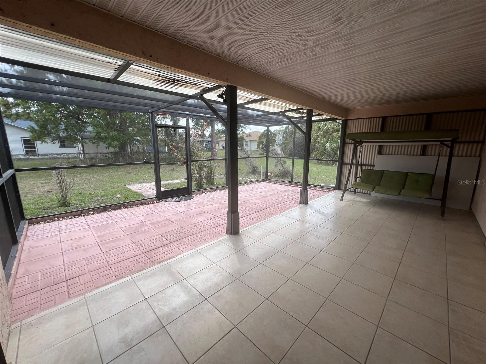 Image 21 of 28 For 3703 Suburban Lane