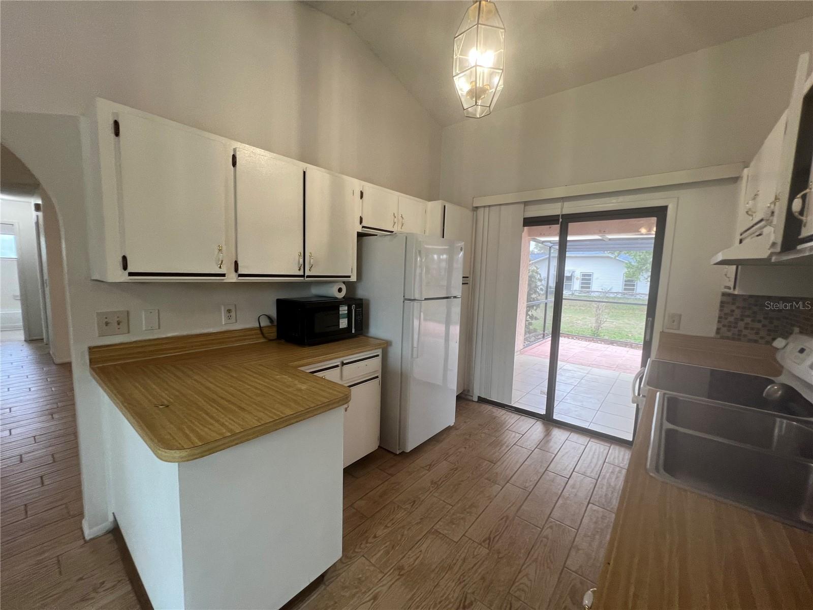 Image 7 of 28 For 3703 Suburban Lane