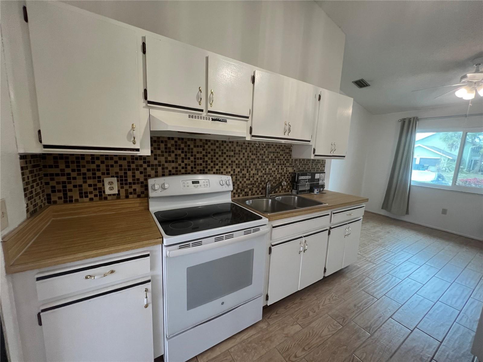 Image 8 of 28 For 3703 Suburban Lane