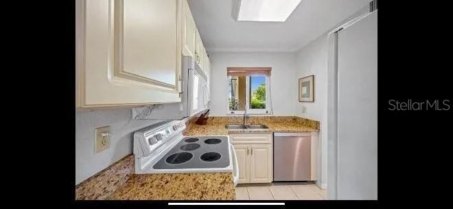 Image 10 of 16 For 3221 White Ibis Court D1