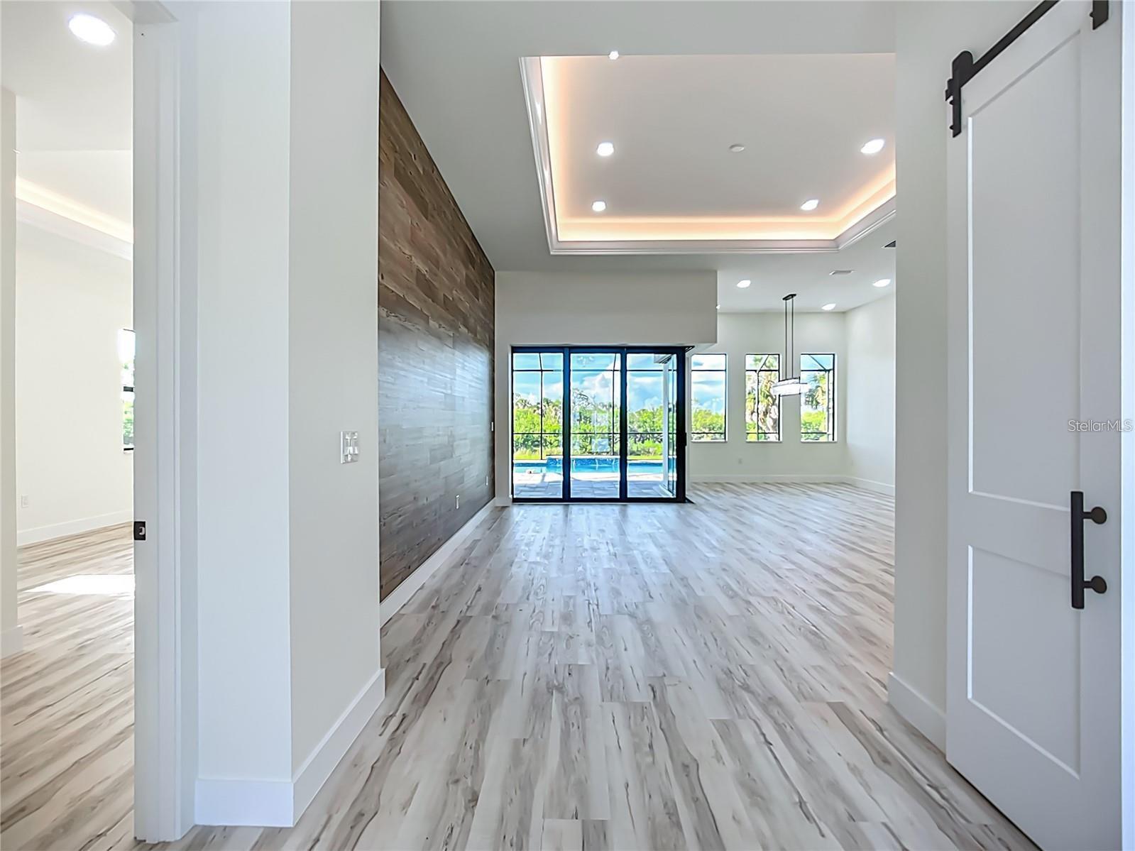 Image 12 of 70 For 1167 Boundary Boulevard