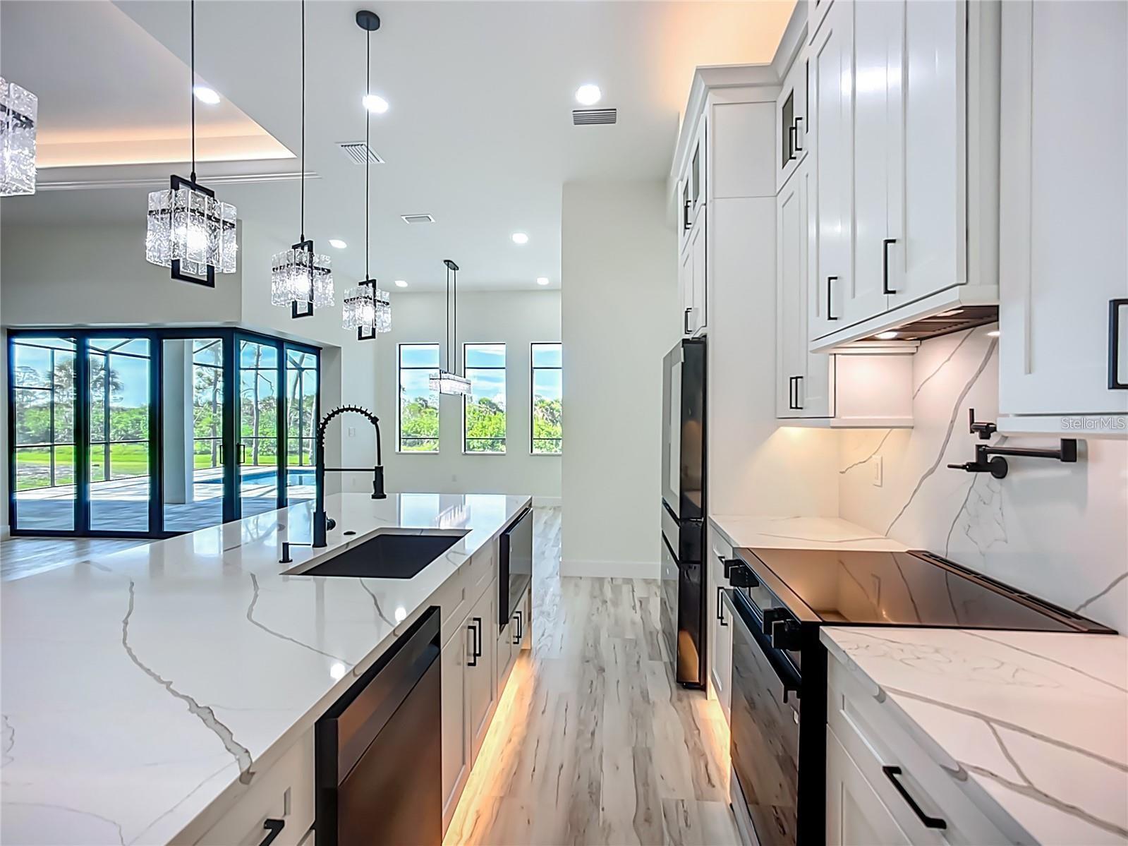 Image 19 of 70 For 1167 Boundary Boulevard