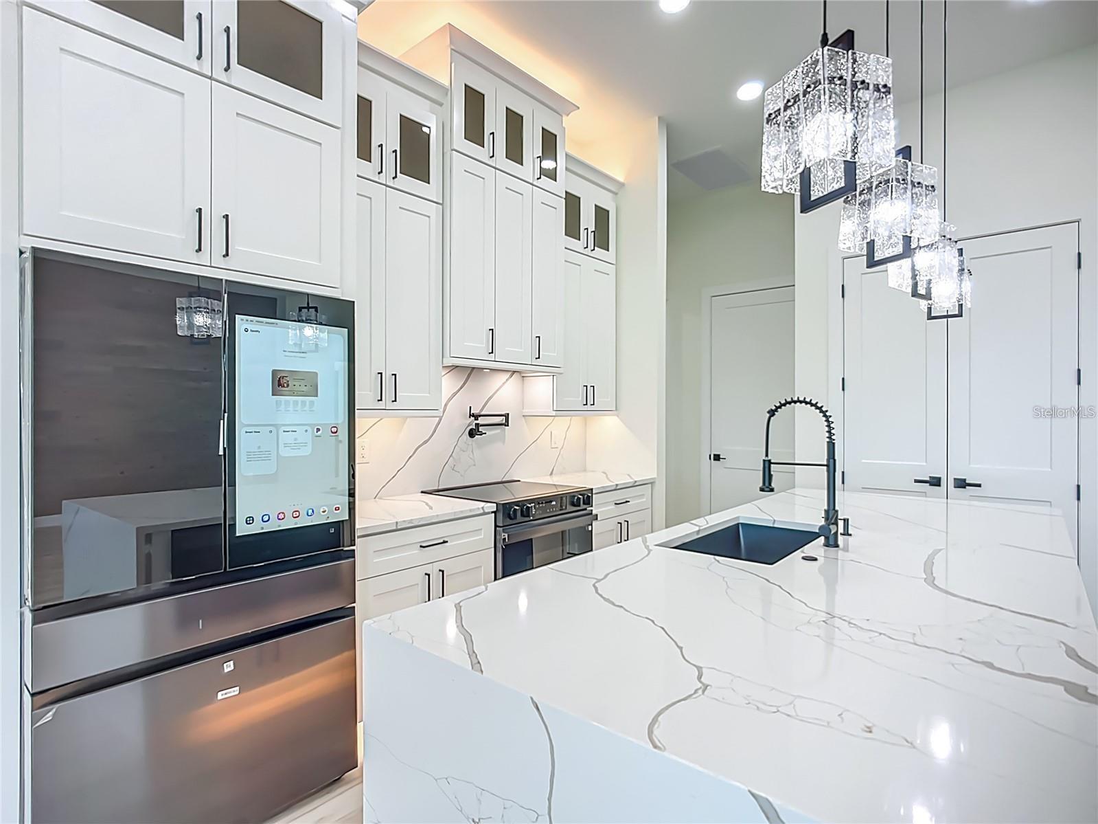 Image 22 of 70 For 1167 Boundary Boulevard