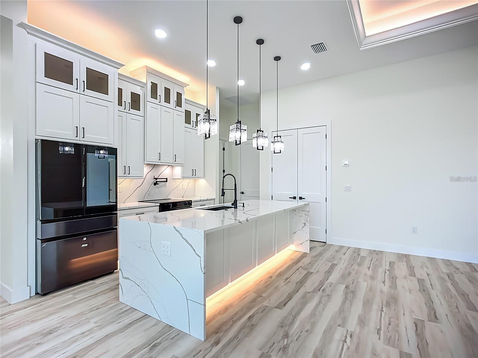 Image 23 of 70 For 1167 Boundary Boulevard