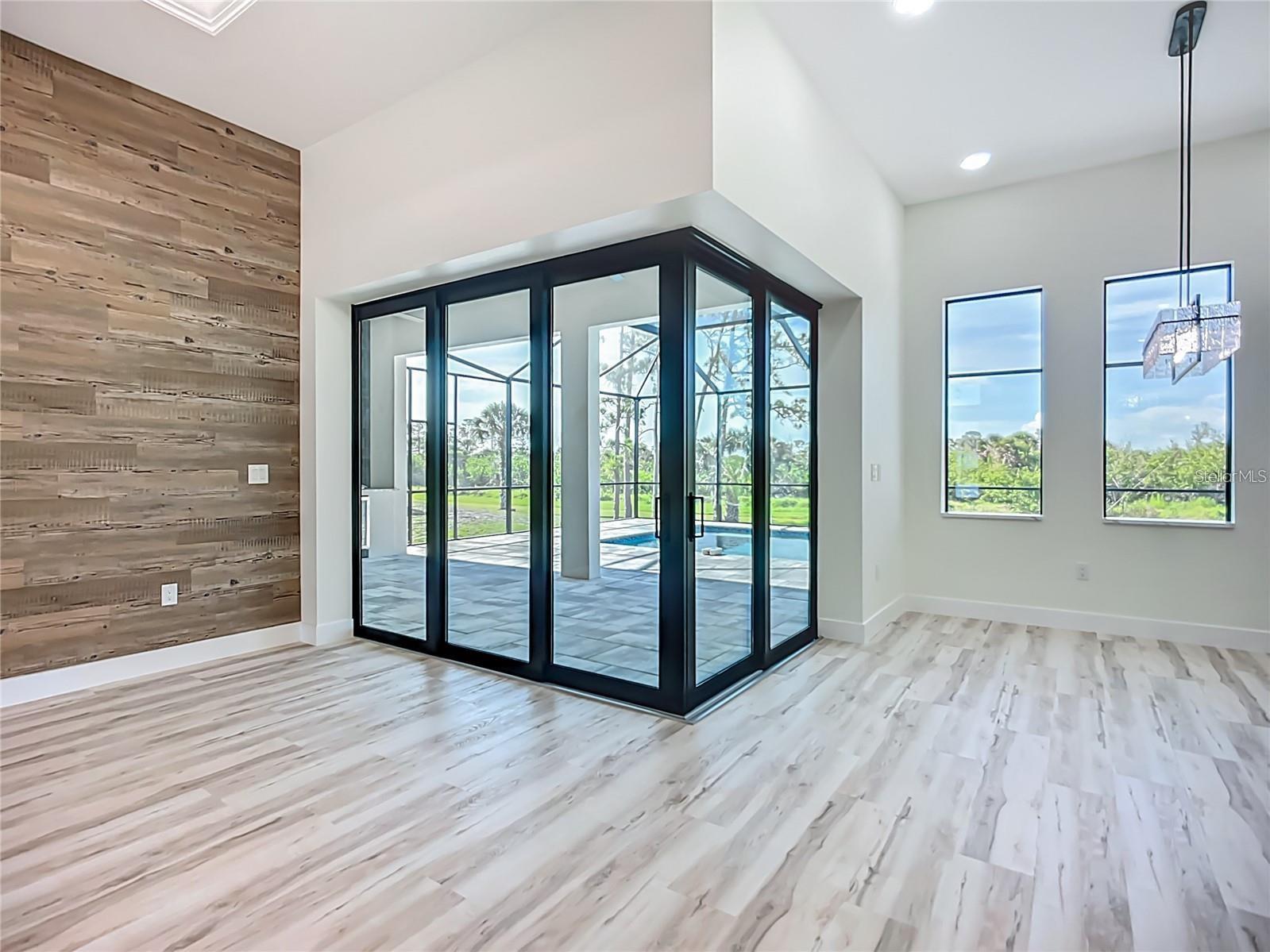 Image 31 of 70 For 1167 Boundary Boulevard