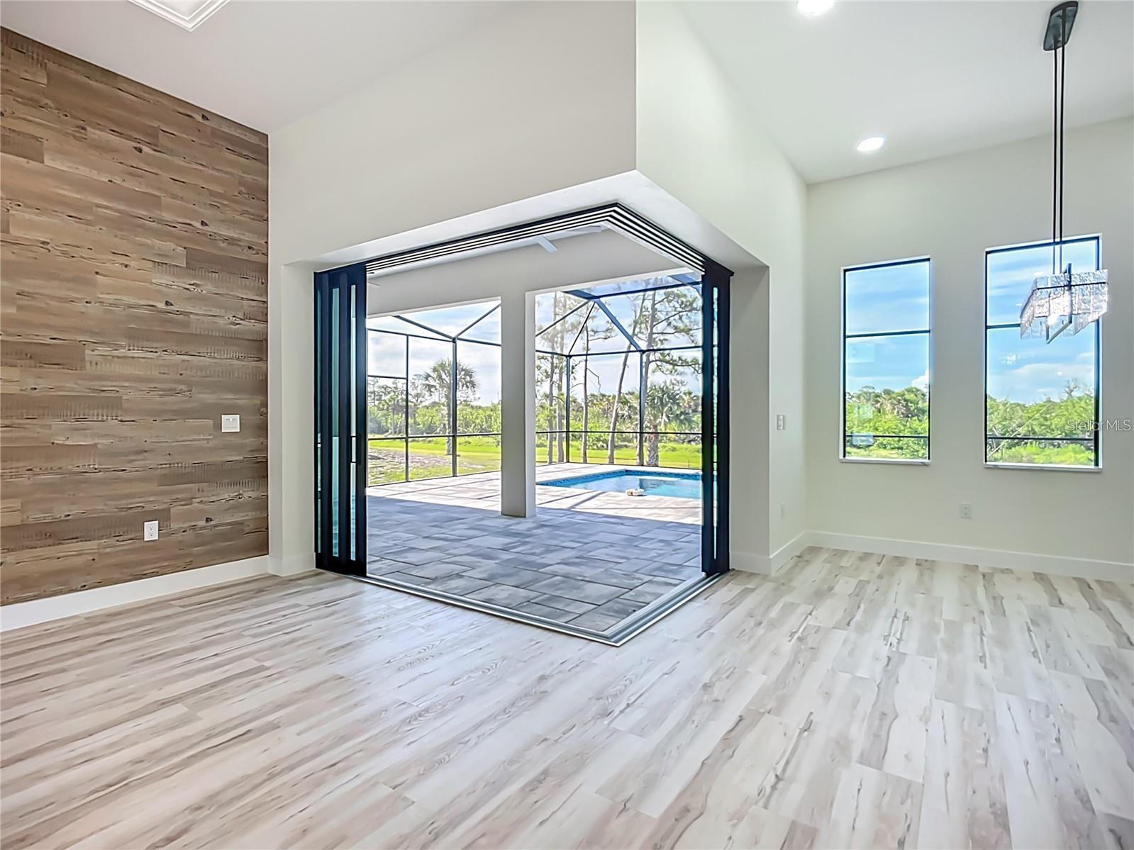 Image 32 of 70 For 1167 Boundary Boulevard