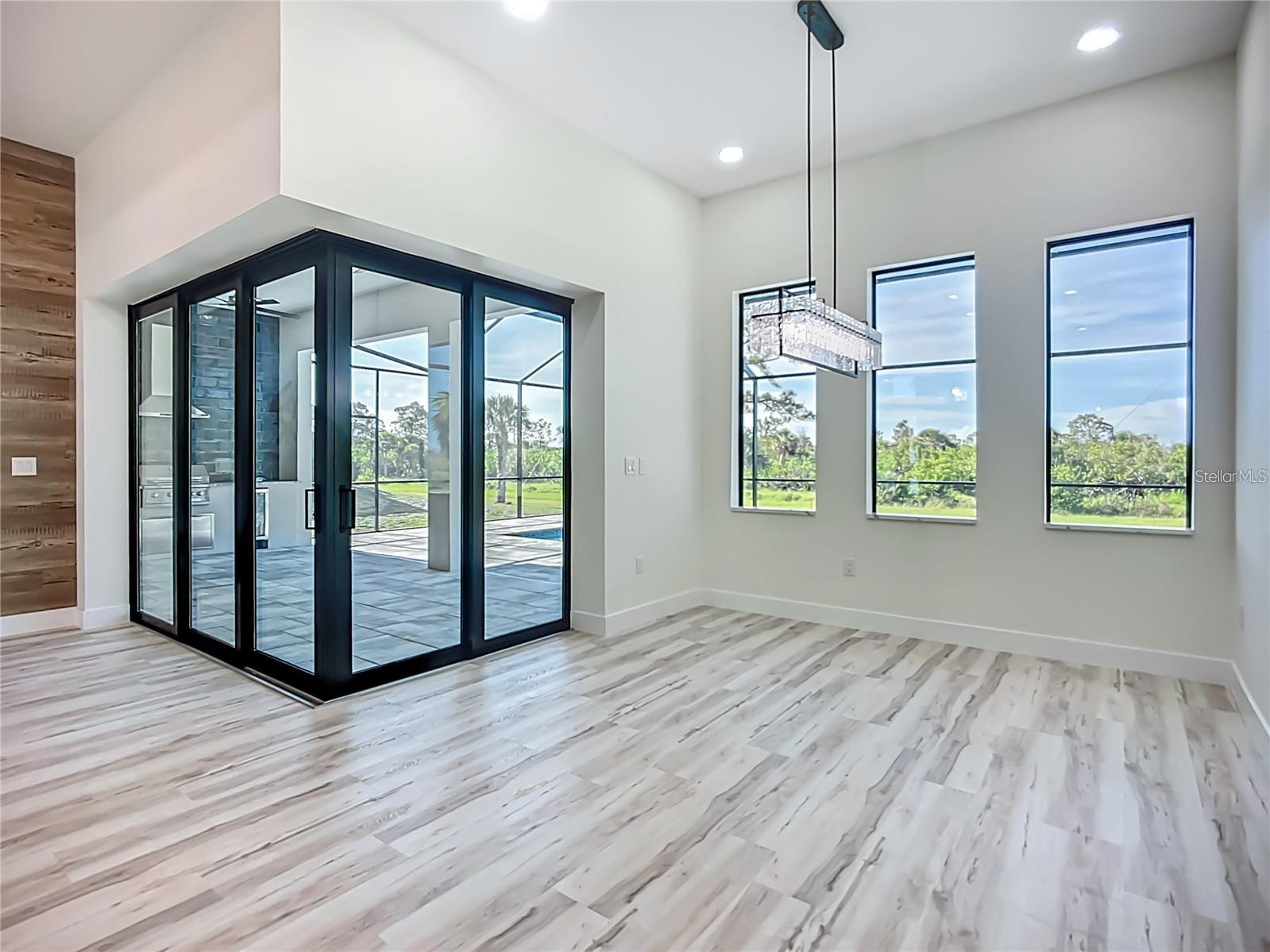 Image 33 of 70 For 1167 Boundary Boulevard