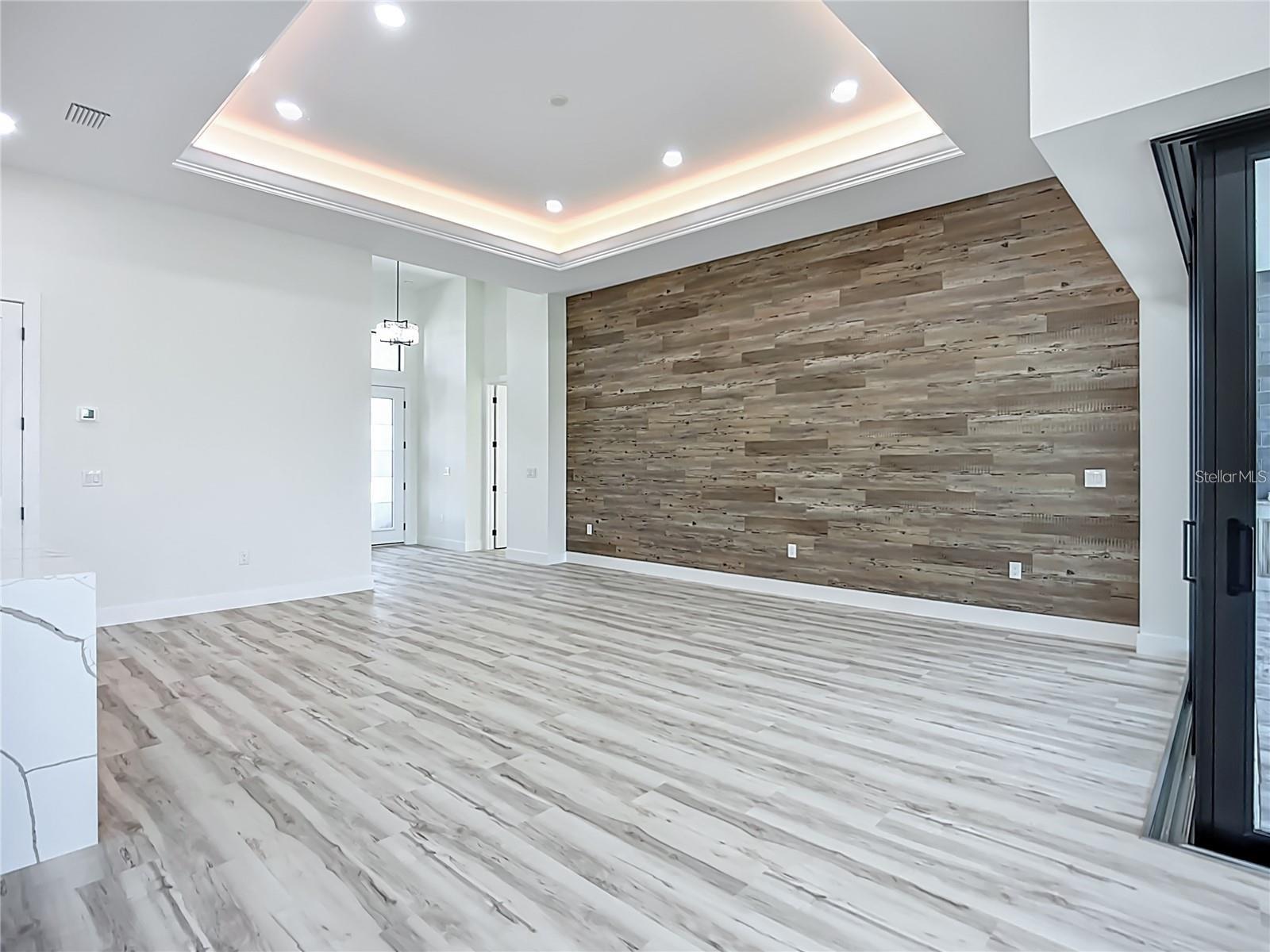 Image 34 of 70 For 1167 Boundary Boulevard