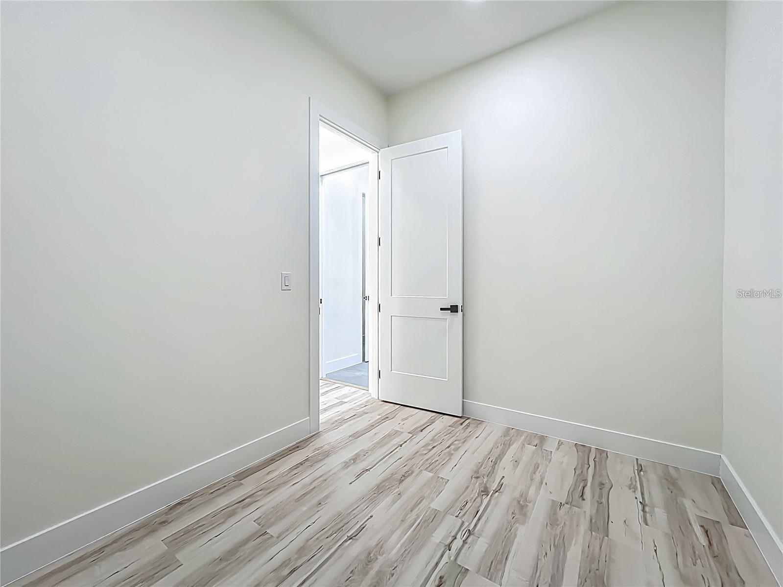 Image 42 of 70 For 1167 Boundary Boulevard