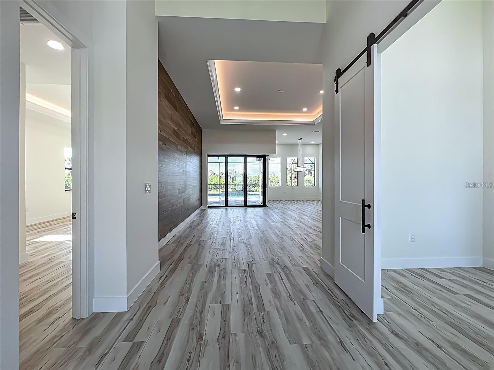 Image 7 of 70 For 1167 Boundary Boulevard