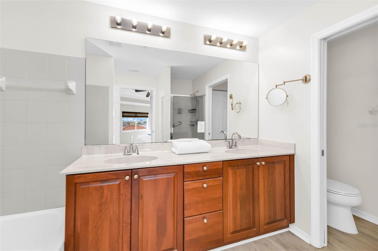 Image 27 of 45 For 3322 Purple Martin Drive 125