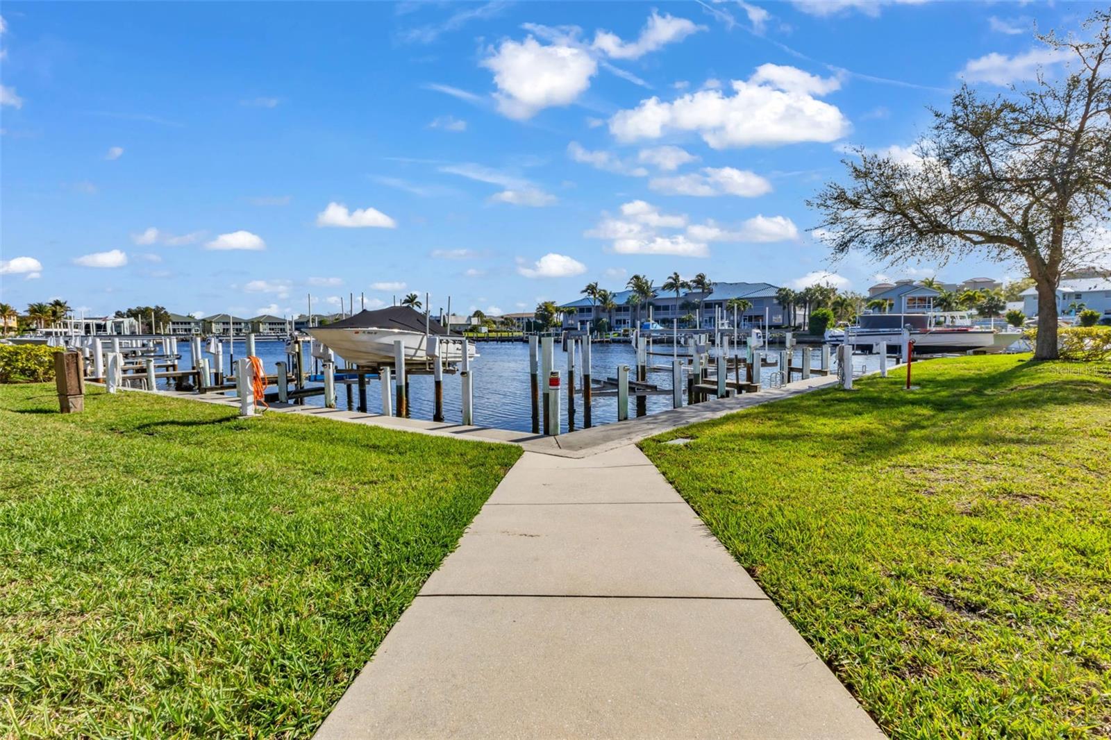 Image 38 of 45 For 3322 Purple Martin Drive 125