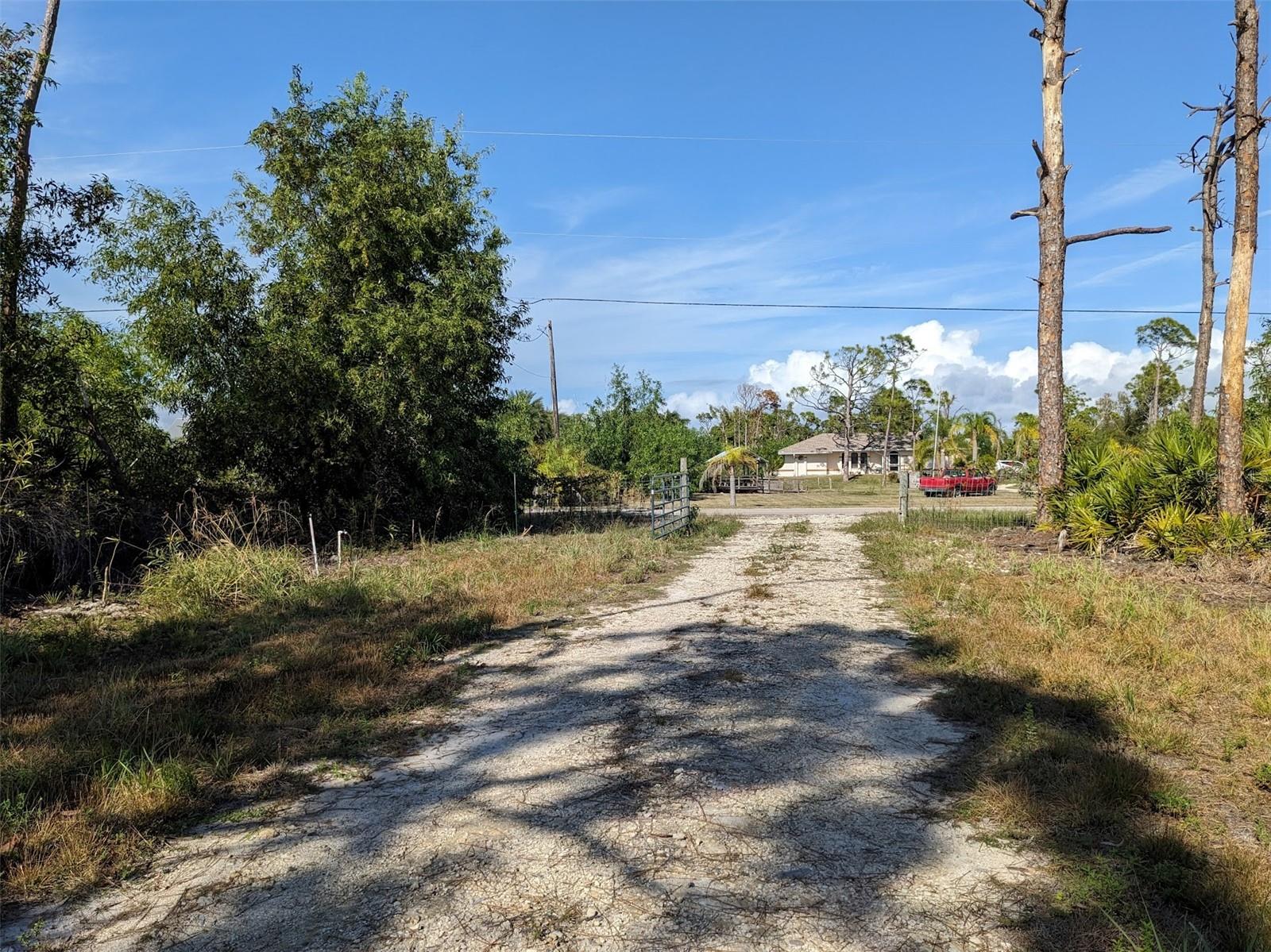 Image 9 of 50 For 4159 Sunshine Boulevard